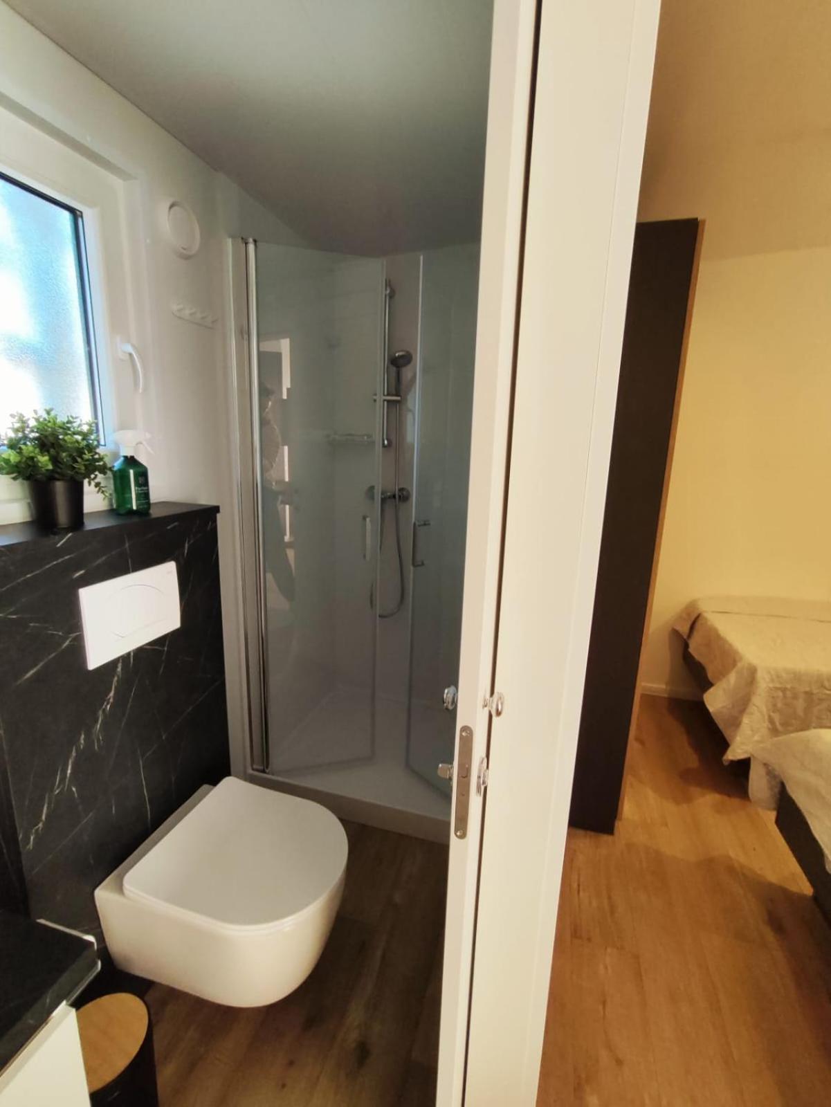 Mobile Home Kala Biograd Na Moru Zewnętrze zdjęcie