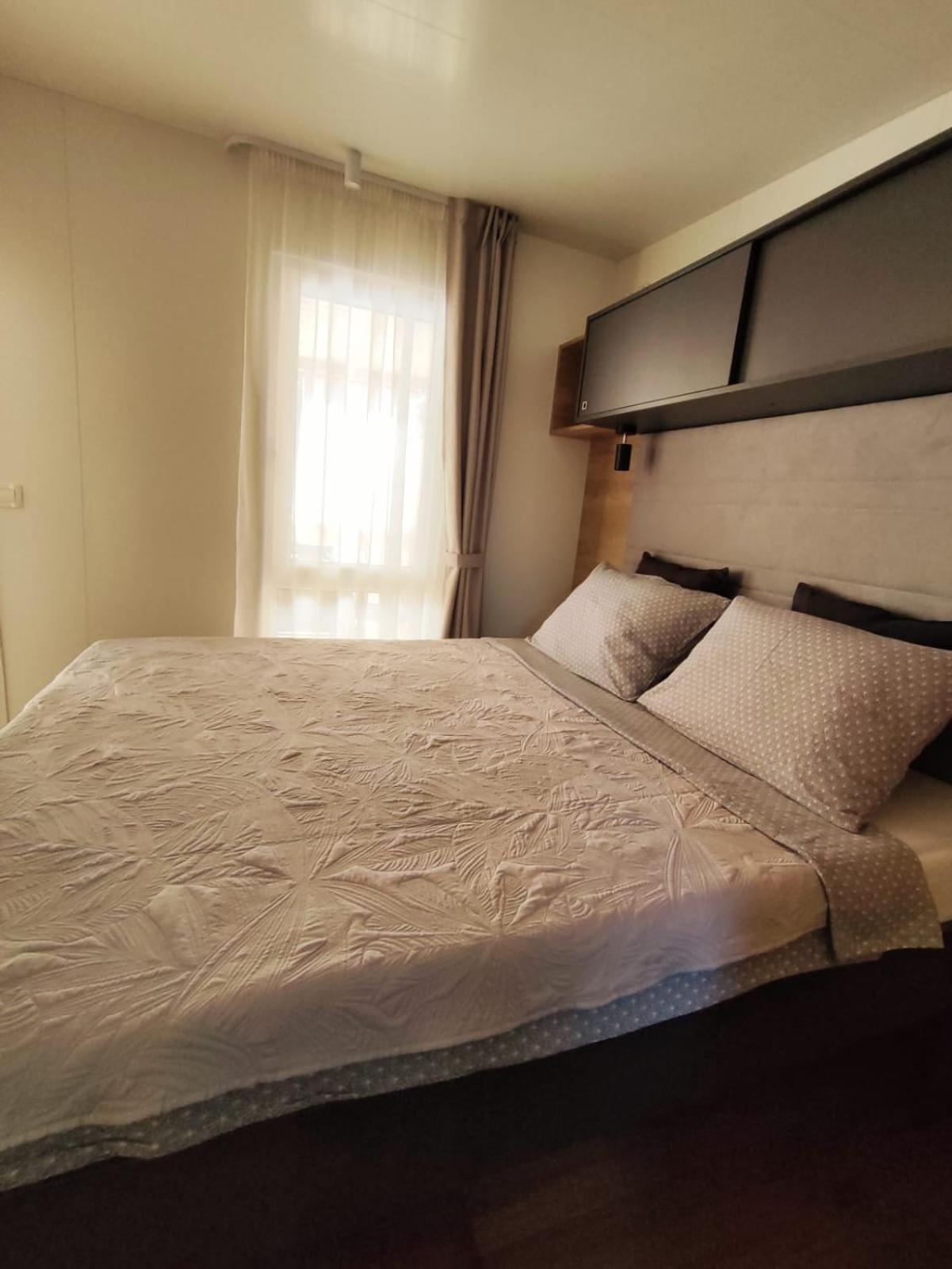 Mobile Home Kala Biograd Na Moru Zewnętrze zdjęcie